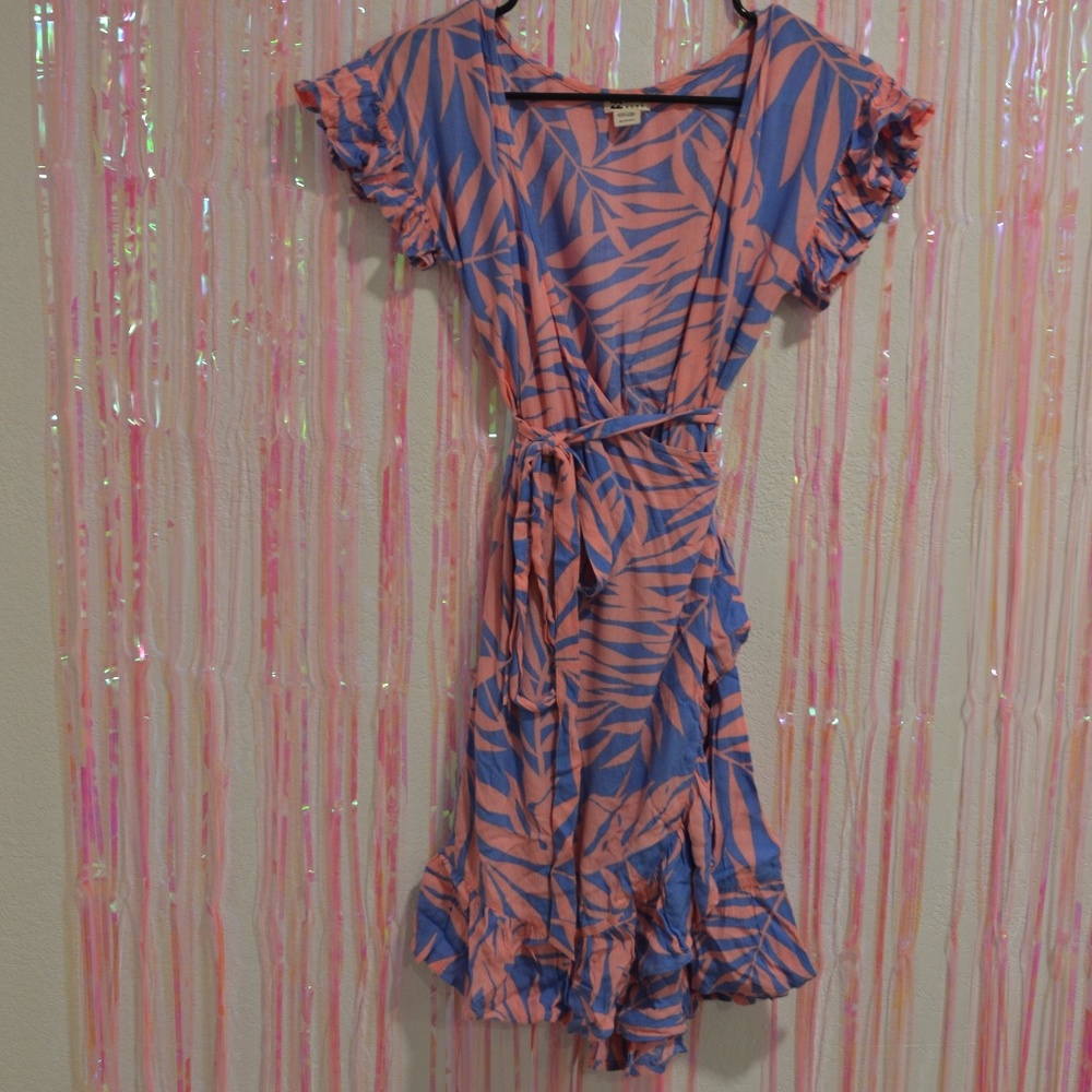 Billabong wrap summer dress